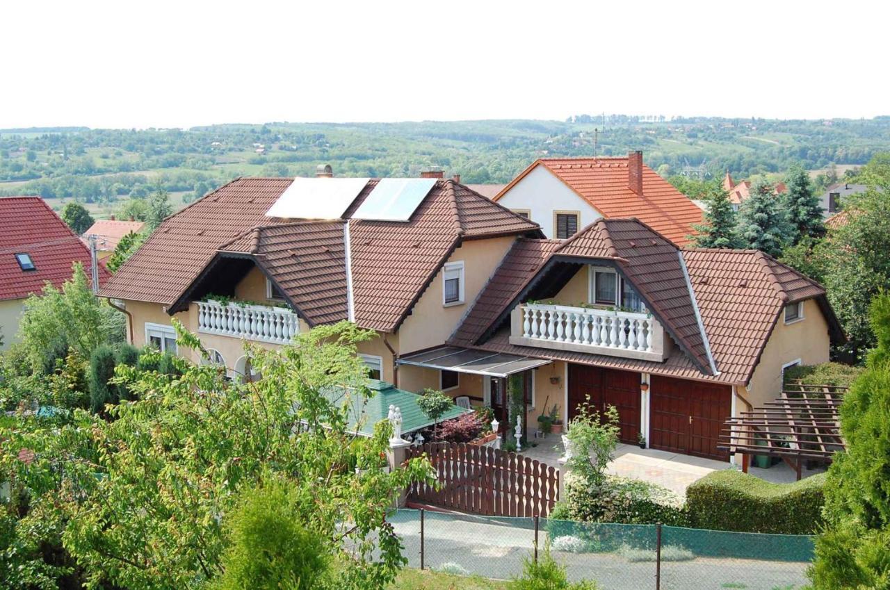 Apartment In Heviz/Balaton 18913 Eksteriør billede