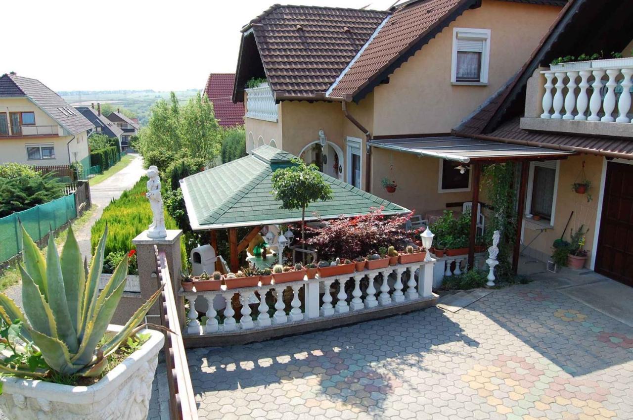 Apartment In Heviz/Balaton 18913 Eksteriør billede